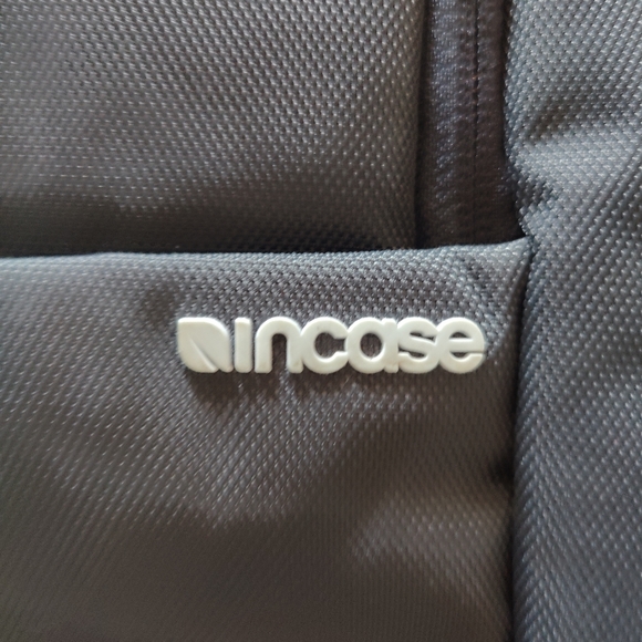 Incase camera backpack - Picture 4 of 17